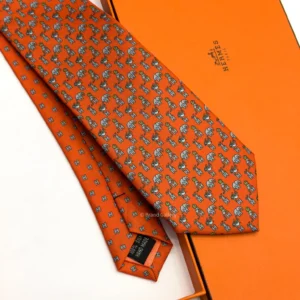 Orange Figure Libre Tie