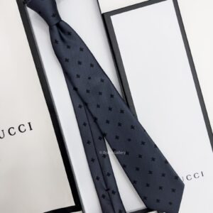 GUCCI - Grey BEE PATTERN SILK TIE