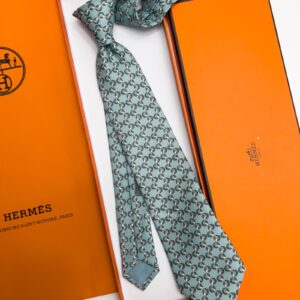 HERMES - Baby Blue H TIRE SILK TIE