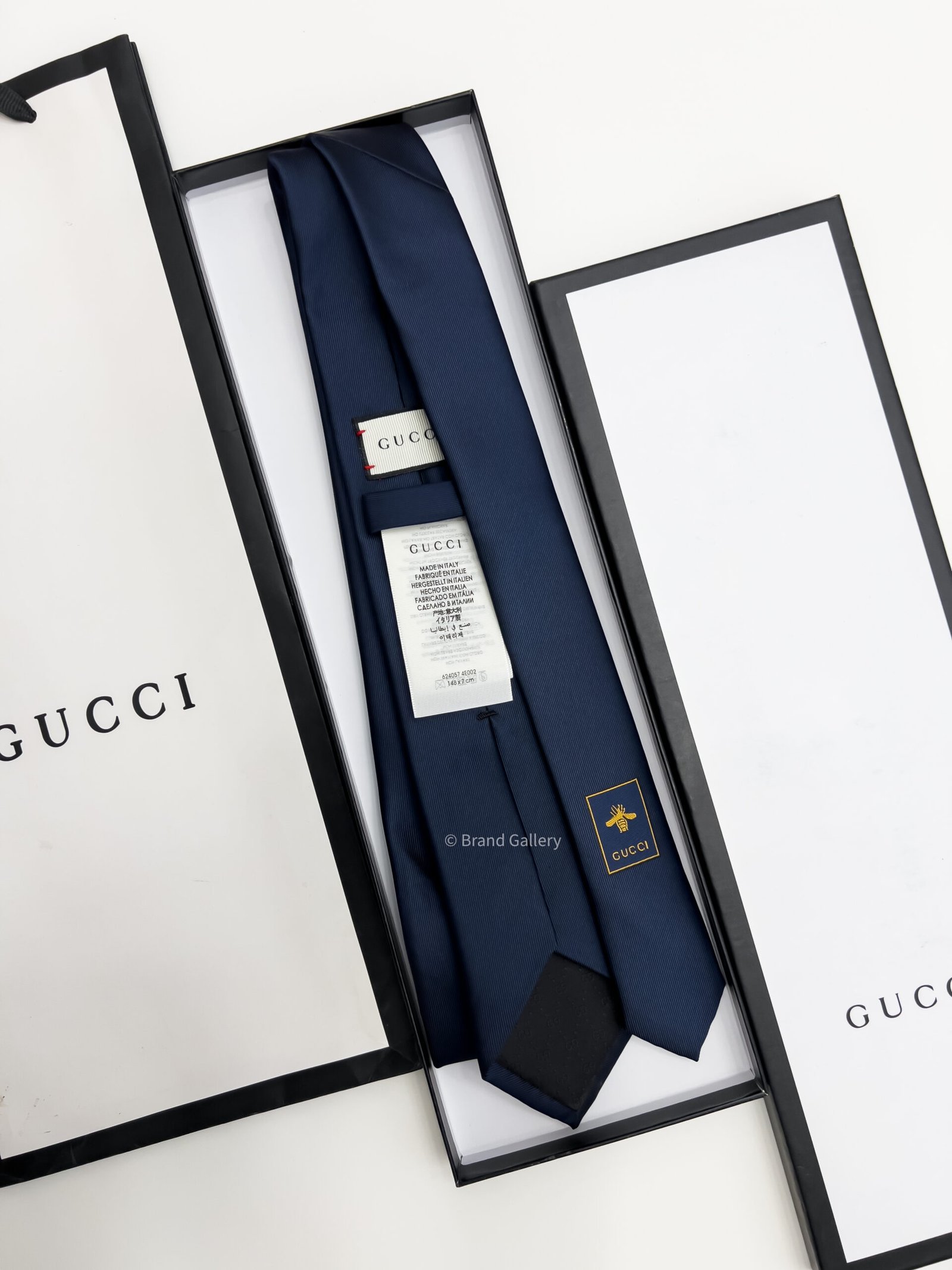 GUCCI - Navy ROYAL CREST SILK TIE - Image 3
