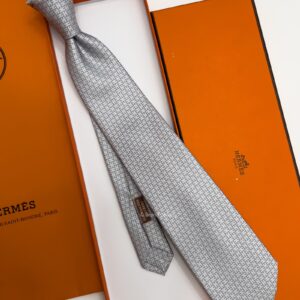 HERMES - Gray FACONNEE H SILK TIE