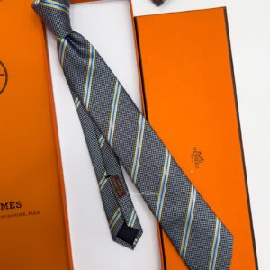 Hermes - Black White STRIPPED 7 CLUB SILK TIE