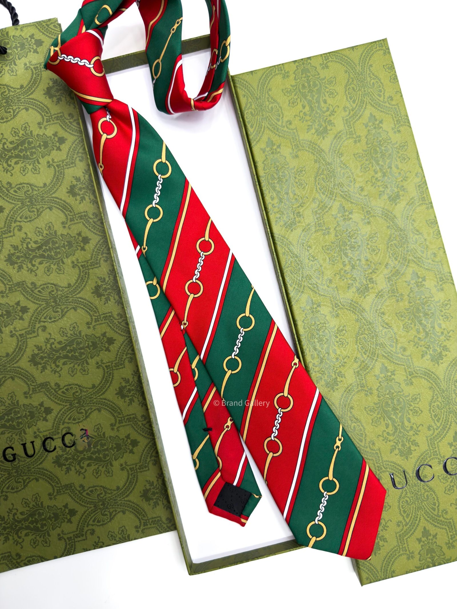 Green and Red HORSEBIT CHAIN SOFT SILK TIE