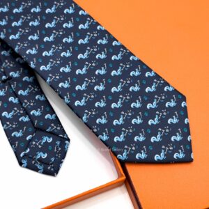 Navy Sky Blue Ecureuil Marteau Soft Silk Tie