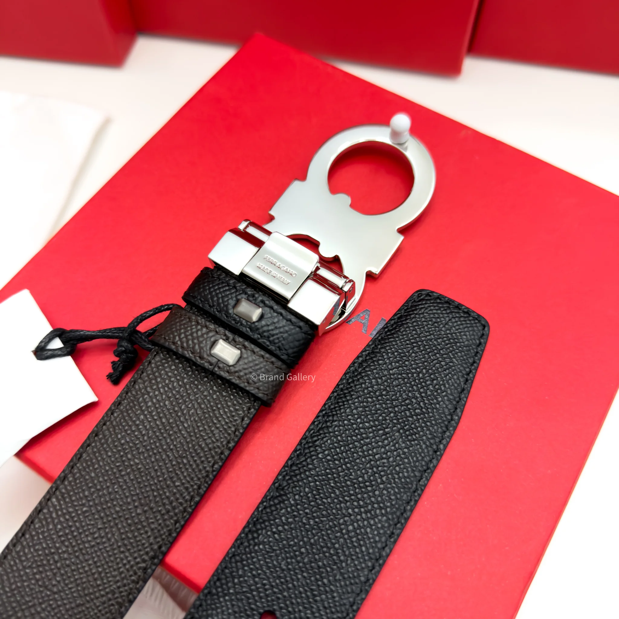 Ferragamo Gancini Silver pebbled Leather Belt - Luxury belt - A&A Brand Gallery Egypt